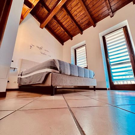 Vittoria Holiday House Στρέσα Εξωτερικό φωτογραφία