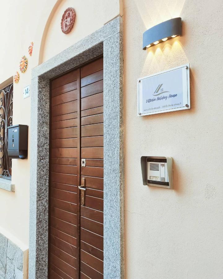 Vittoria Holiday House Στρέσα Εξωτερικό φωτογραφία