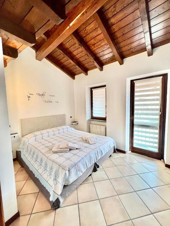 Vittoria Holiday House Στρέσα Εξωτερικό φωτογραφία